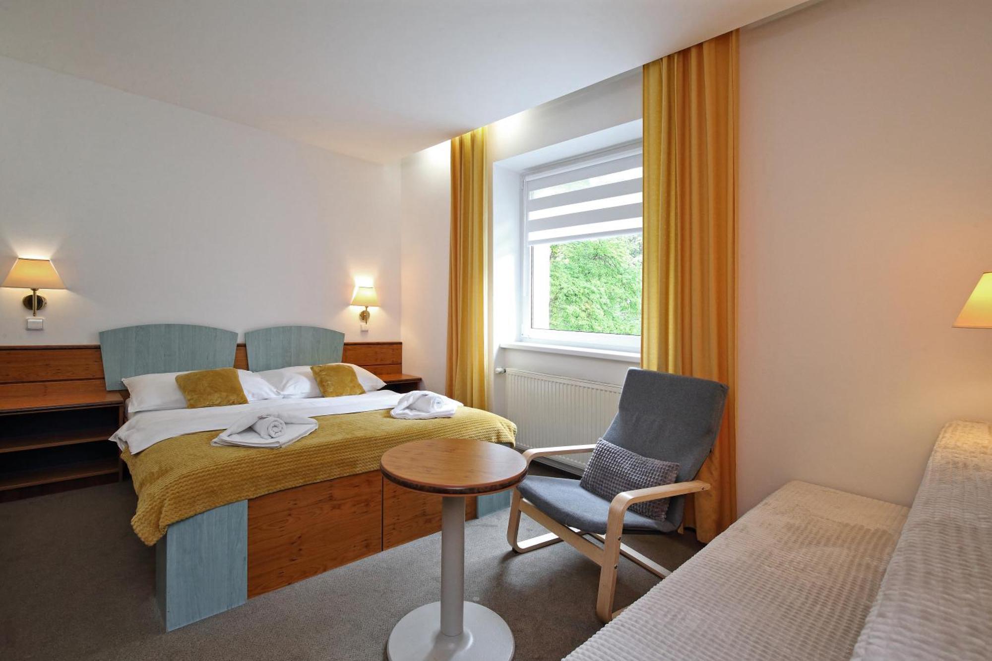 Interhotel Montana Spindleruv Mlyn Exterior photo