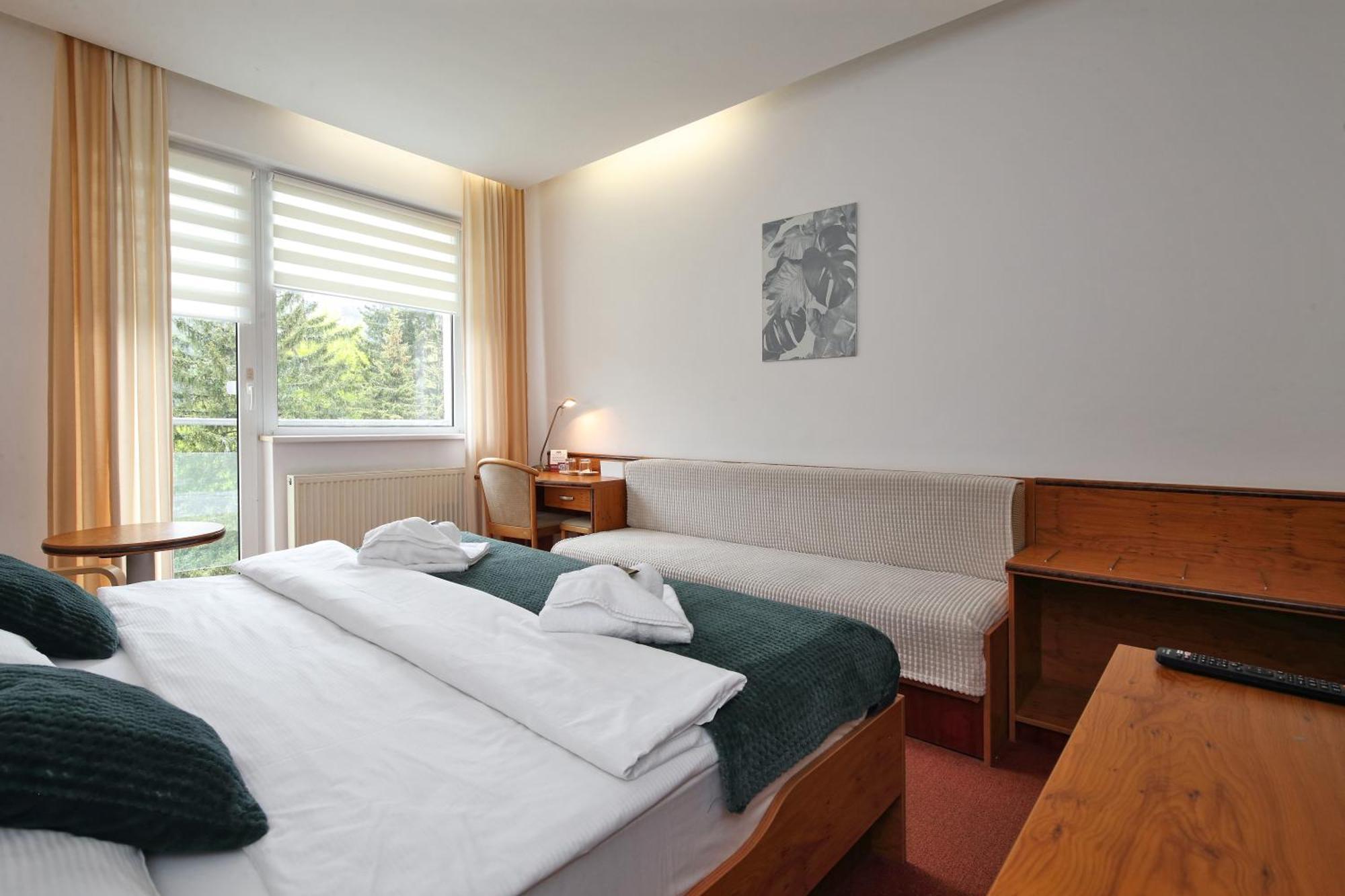 Interhotel Montana Spindleruv Mlyn Exterior photo